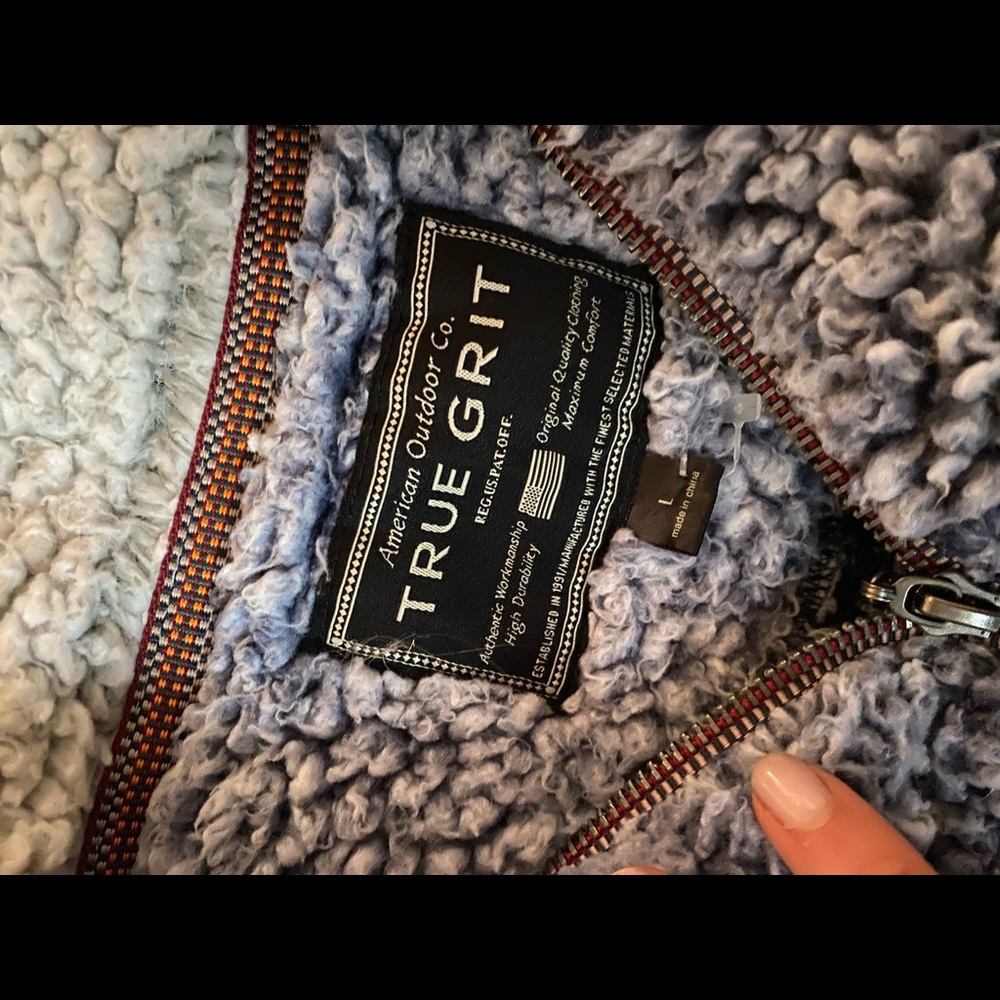 Light blue true grit women’s large pullover